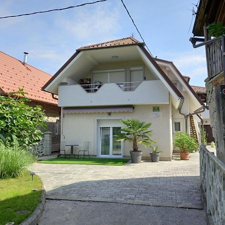 Stara Jezica Apartments With Wifi Ljubljana Eksteriør bilde