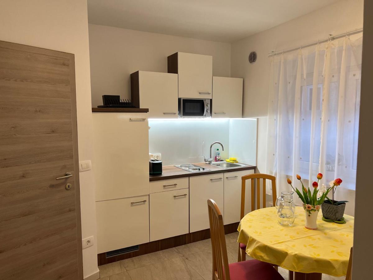 Stara Jezica Apartments With Wifi Ljubljana Eksteriør bilde