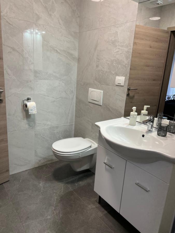 Stara Jezica Apartments With Wifi Ljubljana Eksteriør bilde